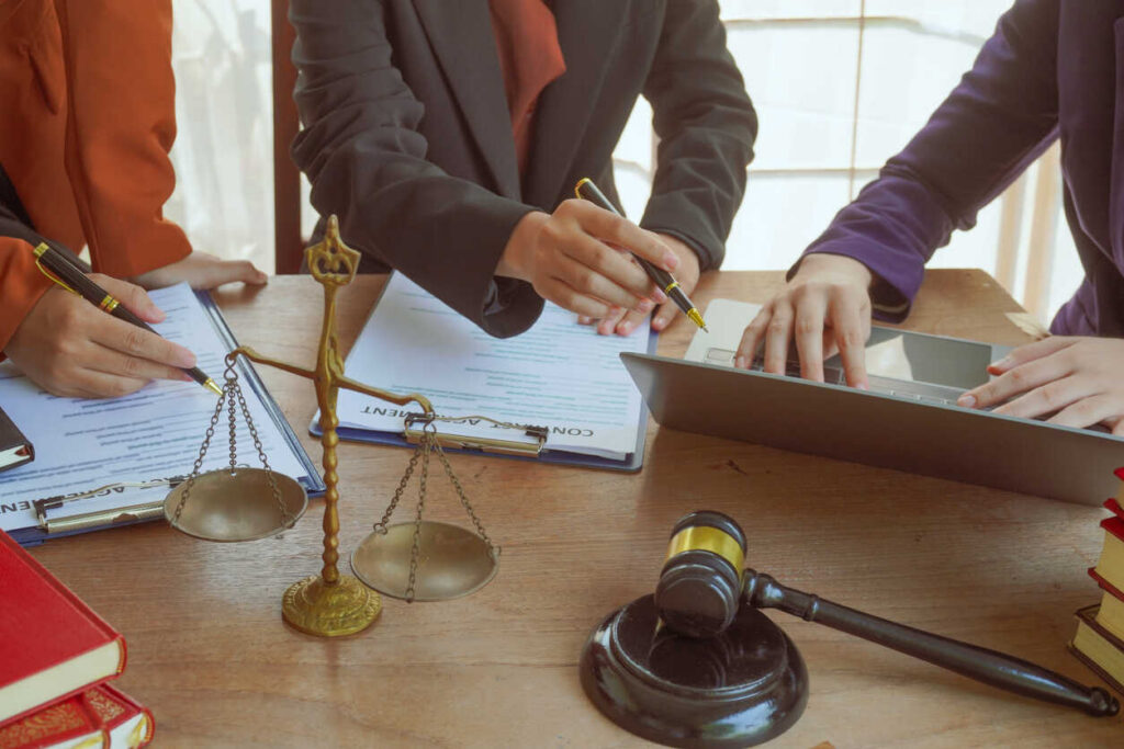 Personal Injury Attorney Paramount