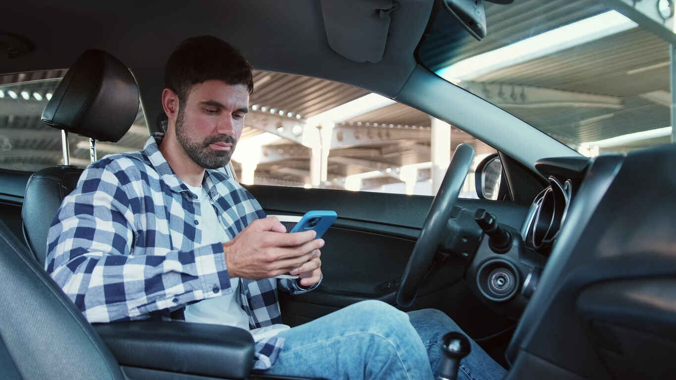 Long Beach rideshare drivers face more distractions due to constant phone use and passenger interactions.